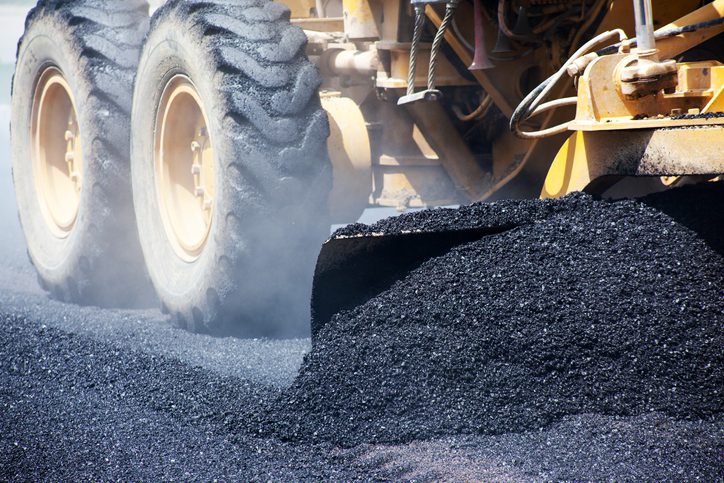 Laying fresh asphalt